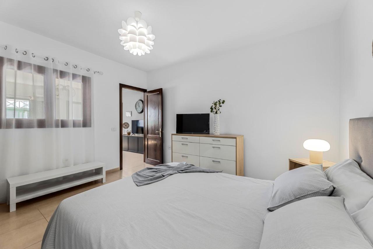 Home2Book Charming Apartment Tinajo, Wifi La Santa Bagian luar foto